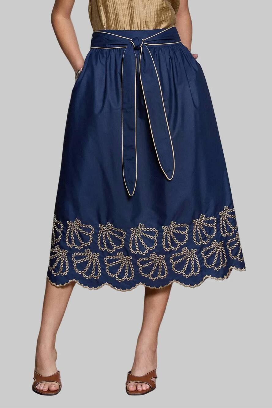 NEW CURRENT AIR women's contrast embroidered a-line midi skirt in navy
